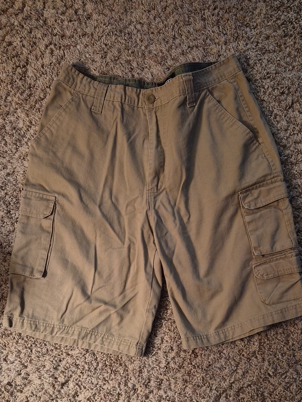 Men's Cargo Shorts in Tan - Utility Pockets & Comfort Waist